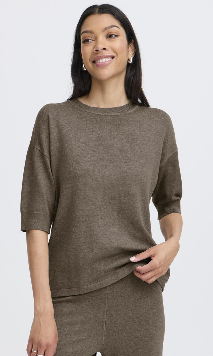 Elbow Sleeve Knit Top