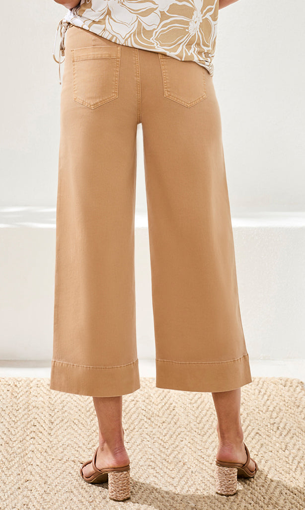wide-leg crop pants with cuffed hem