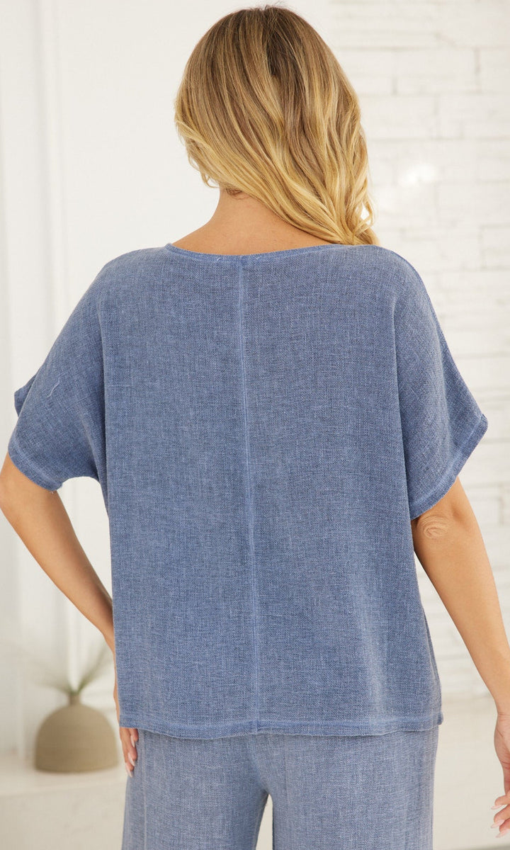 Heart Pocket Linen Blend Top