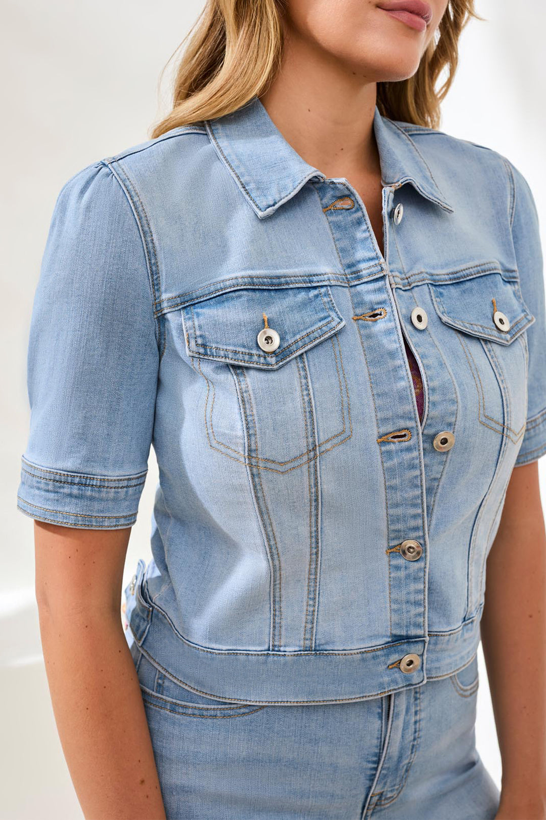 Elbow Sleeve Stretch Denim Jacket