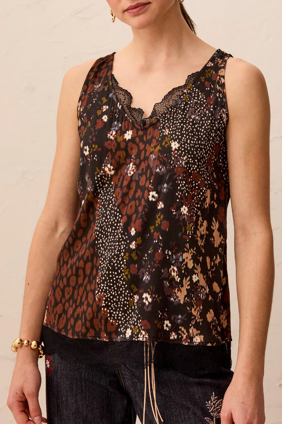 Mixed Print Lace Trim Sleeveless Top