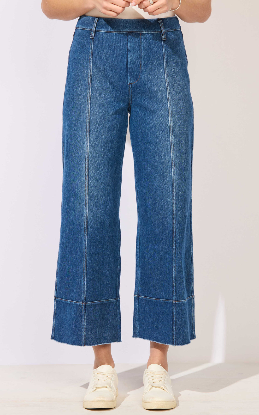 Wide Leg Cropped Jeans