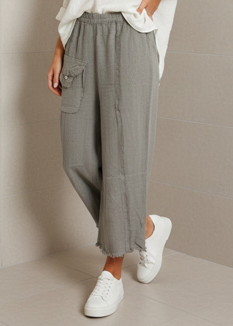 Relaxed Linen Cropped Cargo Pant