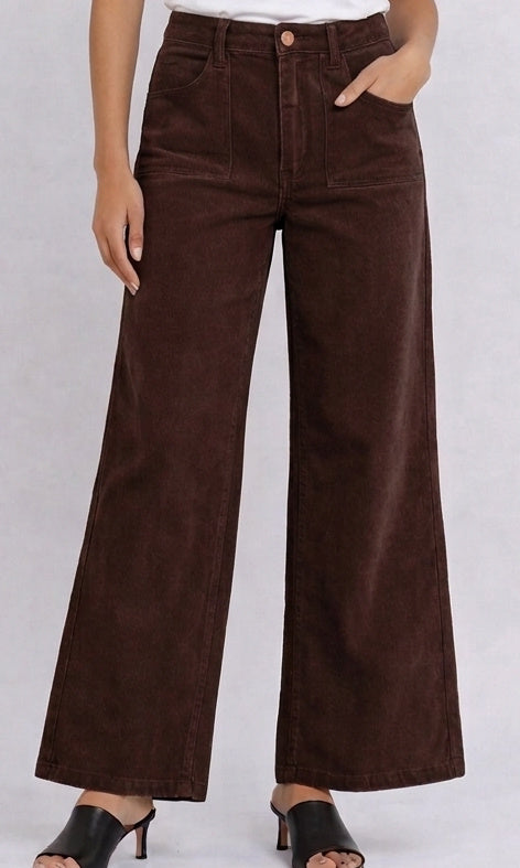 Patch-Pocket Wide-Leg Pant