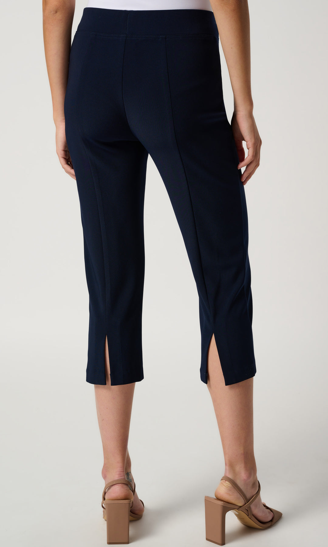 Ribkoff Back-Slit Pull On Capri