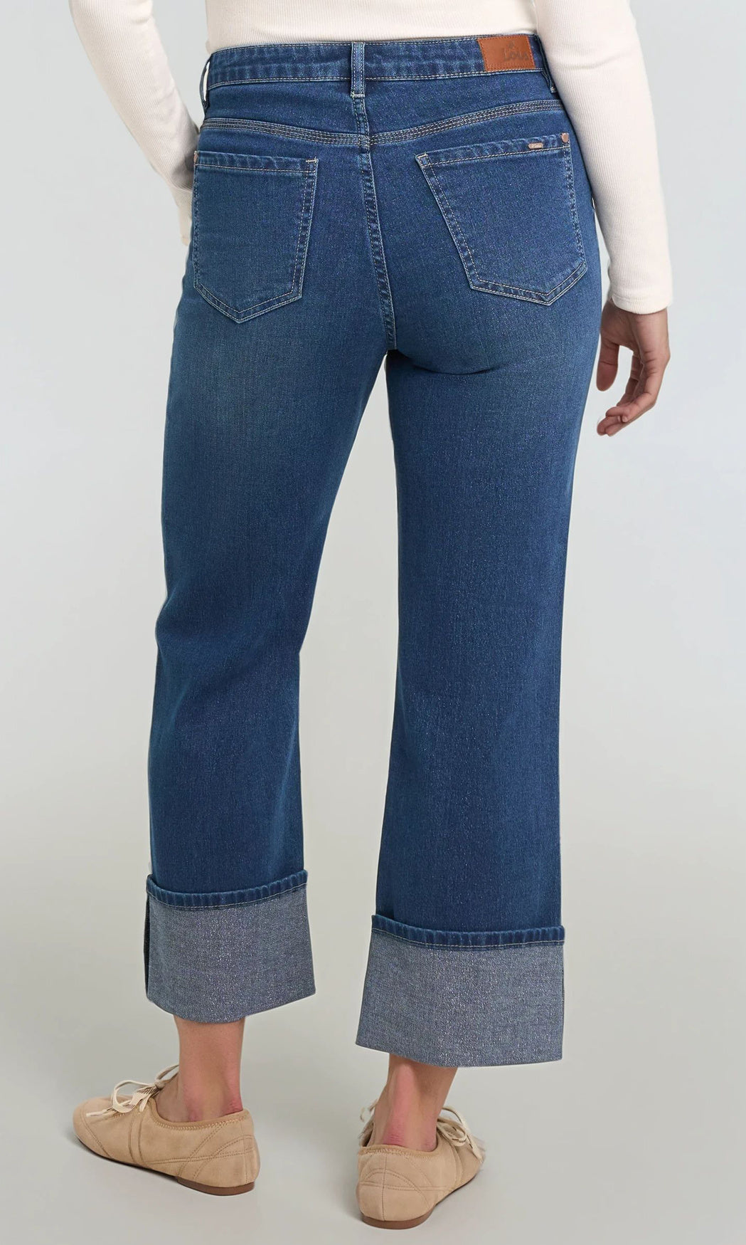 Cropped Wide Leg Cuffed Jeans