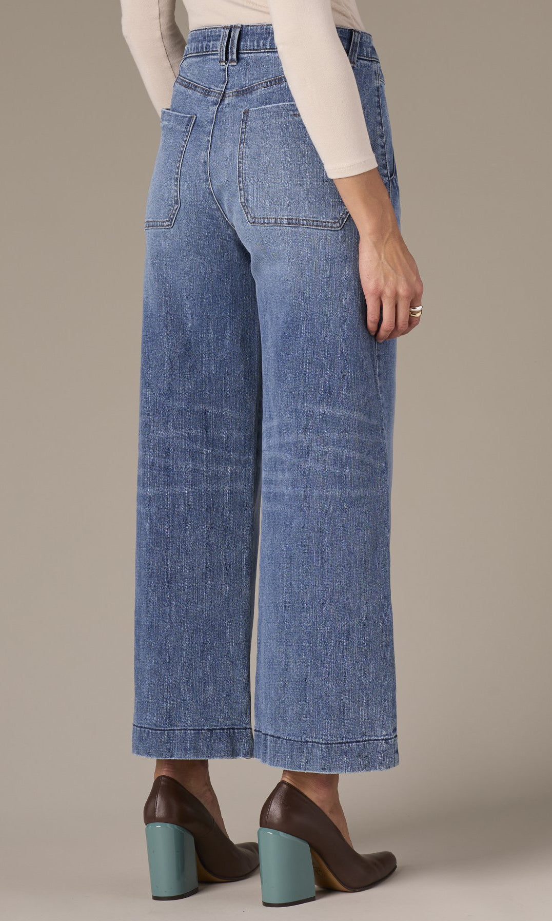 Cropped Wide Leg Jeans
