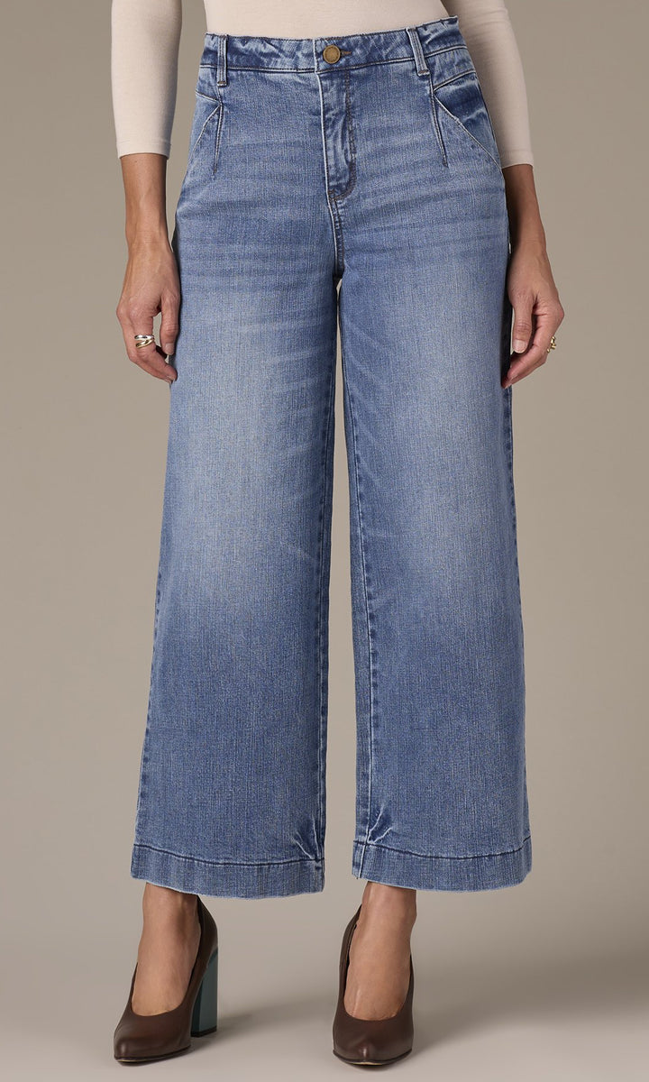 Cropped Wide Leg Jeans