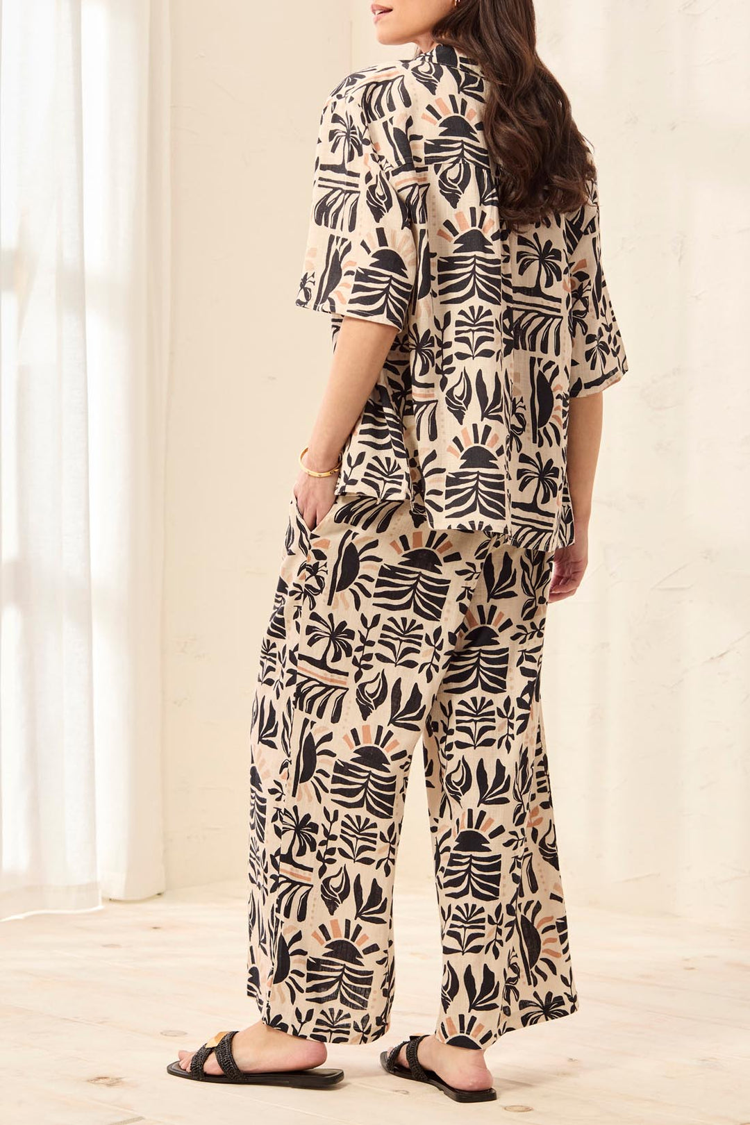 Abstract Botanical Button-Front Shirt